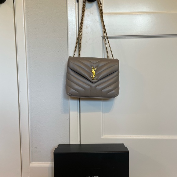 YSL Lou Lou Small Chain Bag - Picture 12 of 13
